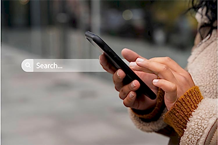 Google, Yapay Zeka Aramalarına Reklam Yerleştirmeye Hazırlanıyor