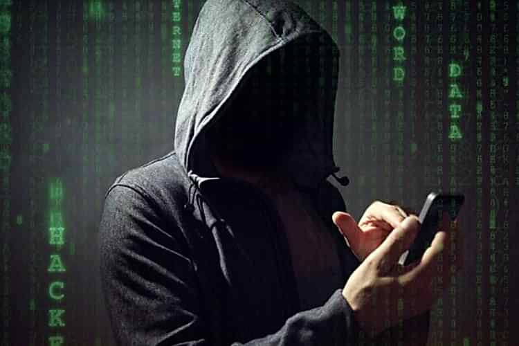 Telefonunuzun Dinlendiğini Nasıl Anlarsınız?